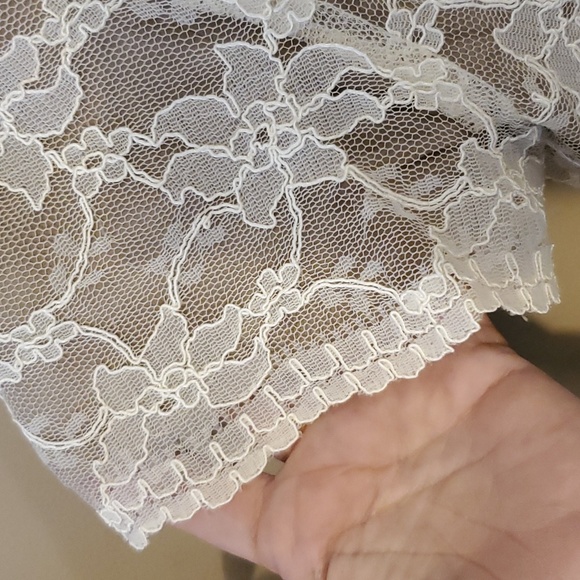 Wren Floral Lace Over Silk Top Size S - Picture 3 of 6